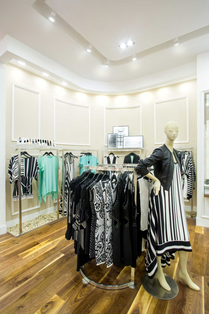 BCBGMAXAZRIA Akasya mağazası · Manifesto Design & Architecture