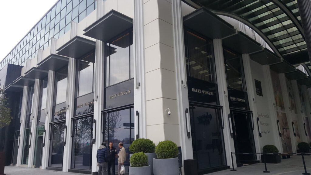 Harry Winston Emaar Square butiği · Manifesto Design & Architecture