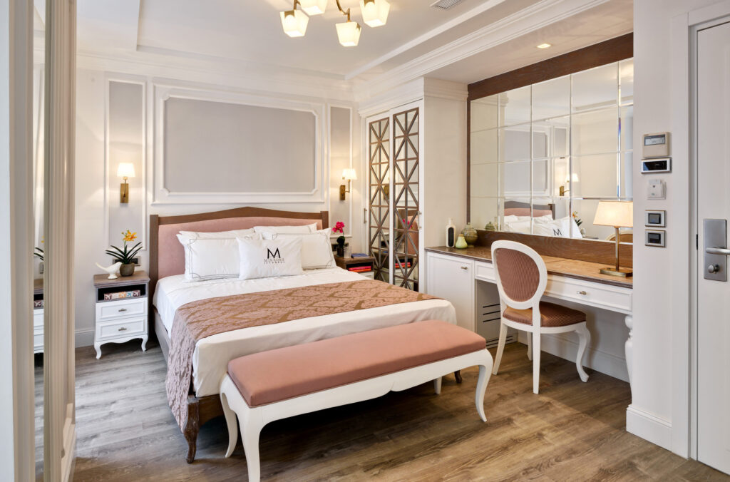 Mirrors Otel, Beyoğlu · Manifesto Design & Architecture