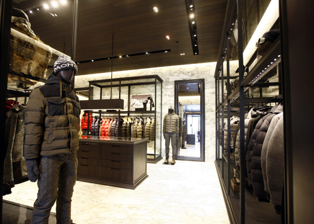Moncler İstinye Park mağazası · Manifesto Design & Architecture