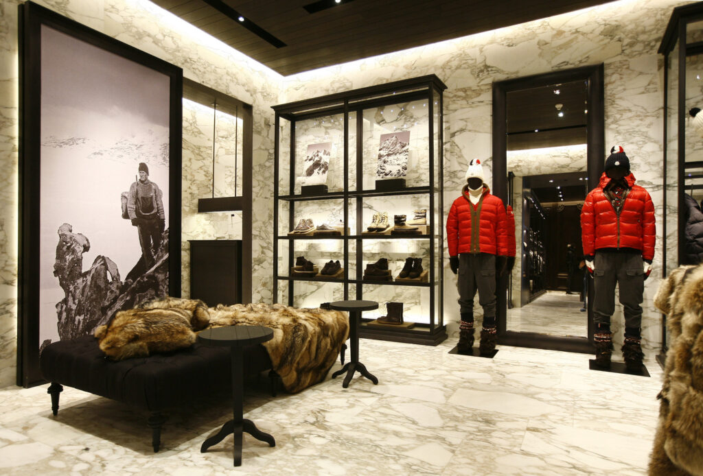 Moncler İstinye Park mağazası · Manifesto Design & Architecture