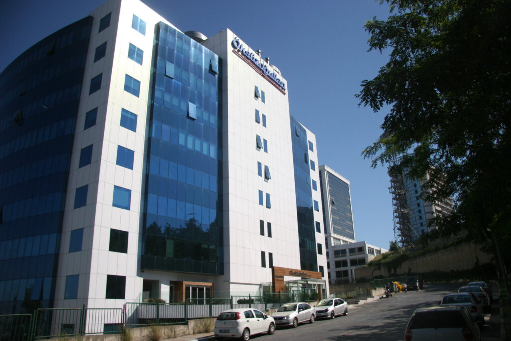 Öksüzoğlu Plaza, İstoç · Manifesto Design & Architecture
