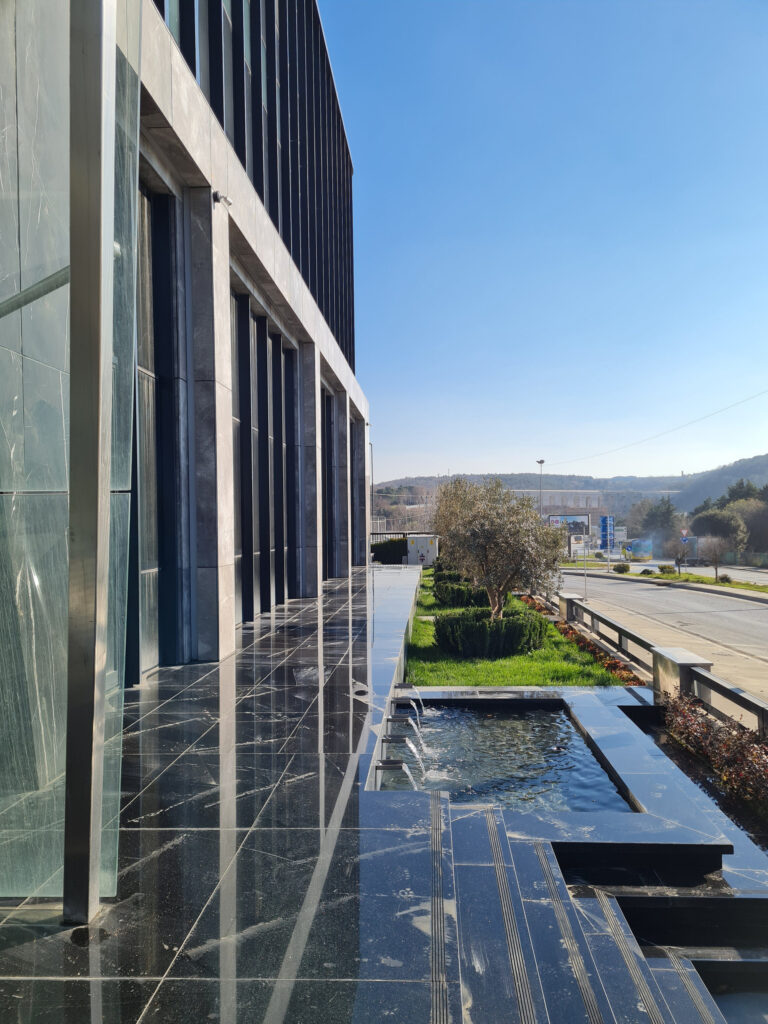 Fimar Holding merkez ofisi · Manifesto Design & Architecture