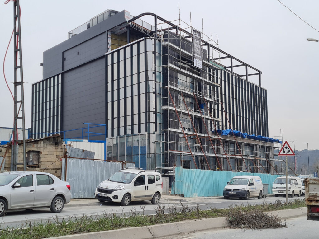 Fimar Holding merkez ofis binası — şantiye görünümü